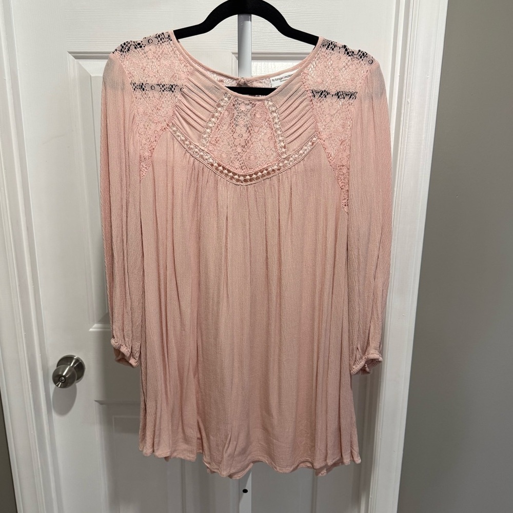 Liz Lange Maternity Soft Pink Lace Blouse
